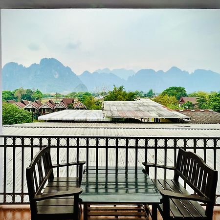 Domon Riverside Hotel Vang Vieng Esterno foto