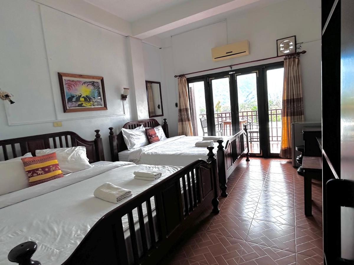 Domon Riverside Hotel Vang Vieng Esterno foto